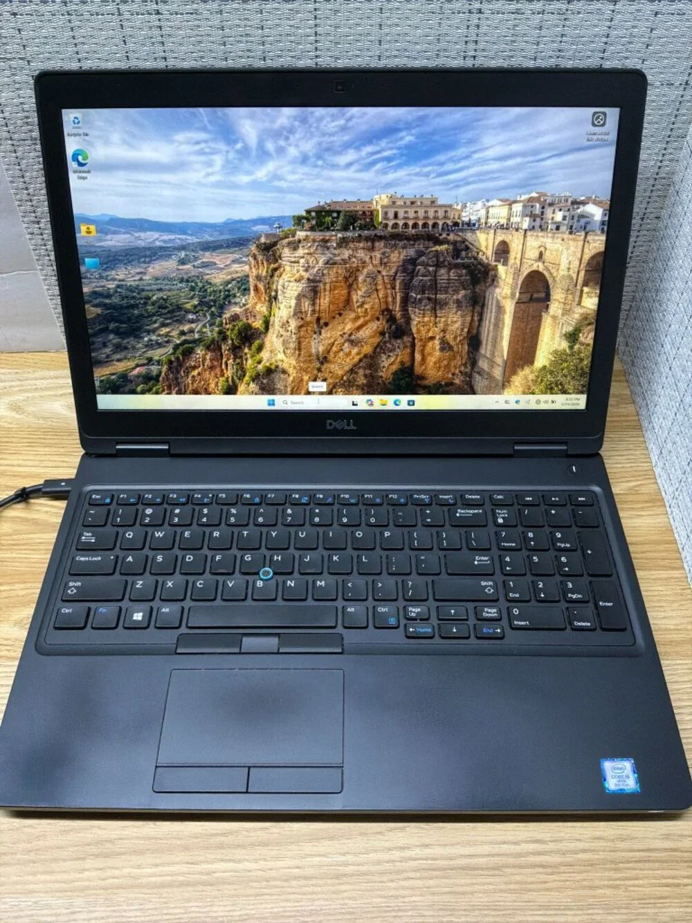 Dell Latitude 5591 Laptop 15.6
